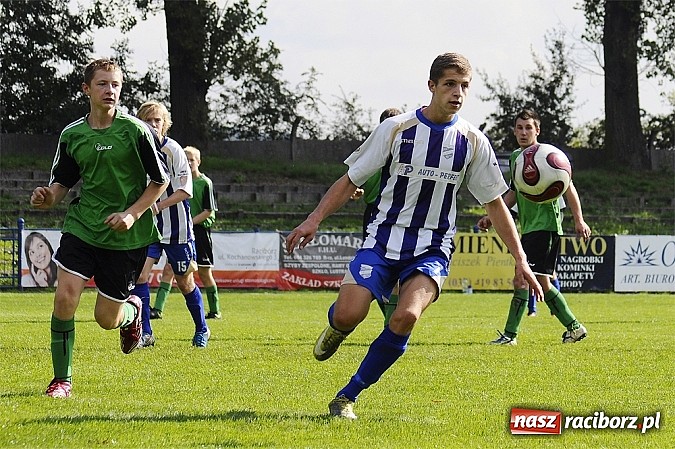 Zdjęcie w galerii na portalu naszraciborz.pl: Unia rozbiła zdziesiątkowane Bieńkowice wiadomości z regionu