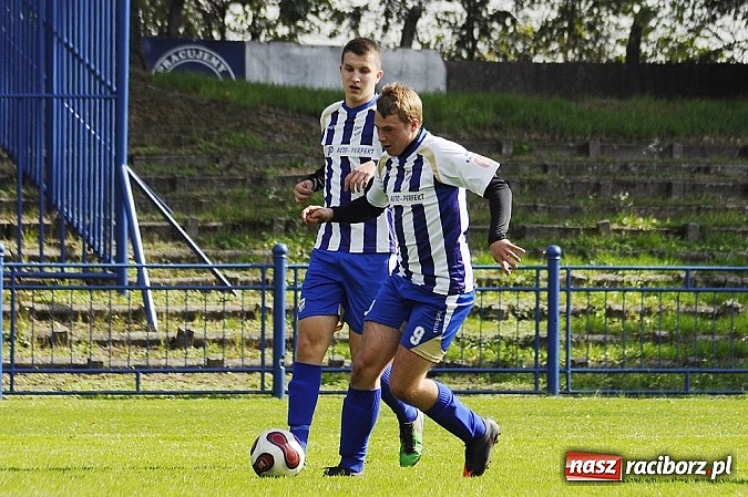 Zdjęcie w galerii na portalu naszraciborz.pl: Unia rozbiła zdziesiątkowane Bieńkowice wiadomości z regionu