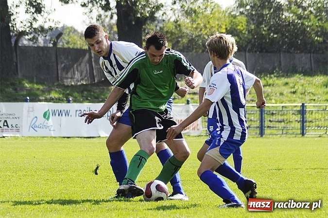 Zdjęcie w galerii na portalu naszraciborz.pl: Unia rozbiła zdziesiątkowane Bieńkowice wiadomości z regionu