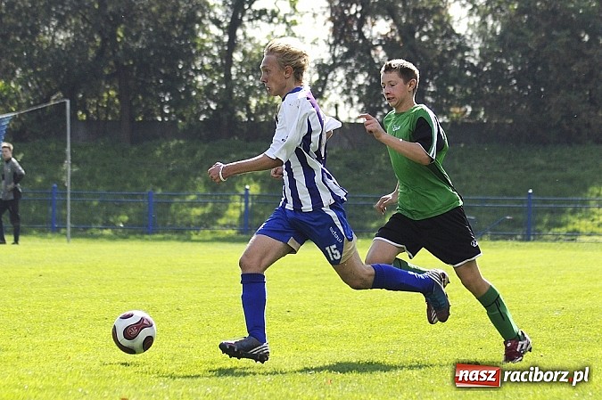 Zdjęcie w galerii na portalu naszraciborz.pl: Unia rozbiła zdziesiątkowane Bieńkowice wiadomości z regionu