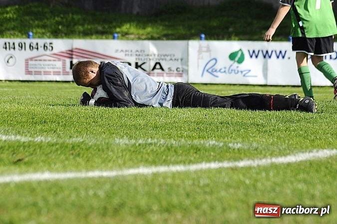Zdjęcie w galerii na portalu naszraciborz.pl: Unia rozbiła zdziesiątkowane Bieńkowice wiadomości z regionu