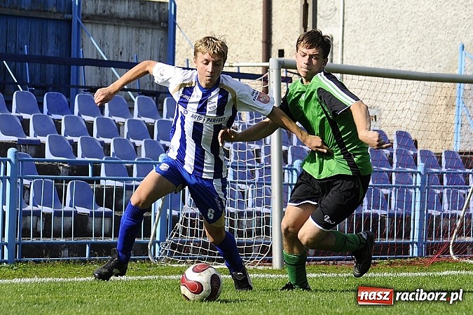 Zdjęcie w galerii na portalu naszraciborz.pl: Unia rozbiła zdziesiątkowane Bieńkowice wiadomości z regionu