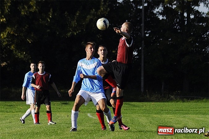 Zdjęcie w galerii na portalu naszraciborz.pl: Pietrowice - Pawłów: Niewykorzystane sytuacje się mszczą wiadomości z regionu