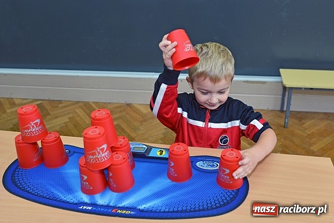 Zdjęcie w galerii na portalu naszraciborz.pl: Raciborska Akademia Speed Stacks zwyciężyła w Dąbrowie Górniczej wiadomości z regionu