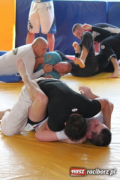 Zdjęcie w galerii na portalu naszraciborz.pl: Spotkania sparingowe w Łamatorze wiadomości z regionu