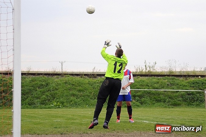 Zdjęcie w galerii na portalu naszraciborz.pl: Kapitan dał zwycięstwo Studziennej wiadomości z regionu