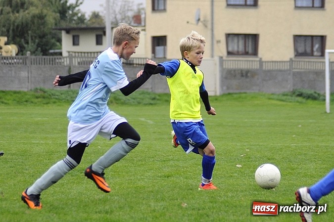 Zdjęcie w galerii na portalu naszraciborz.pl: Pewna wygrana trampkarzy Unii  wiadomości z regionu