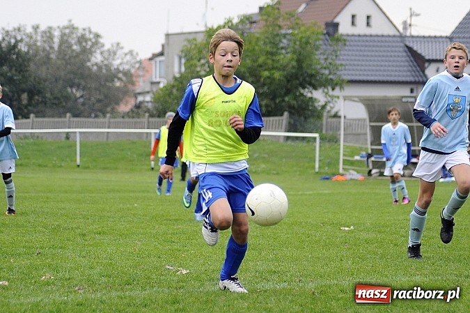 Zdjęcie w galerii na portalu naszraciborz.pl: Pewna wygrana trampkarzy Unii  wiadomości z regionu