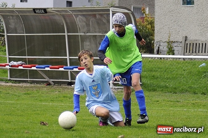 Zdjęcie w galerii na portalu naszraciborz.pl: Pewna wygrana trampkarzy Unii  wiadomości z regionu