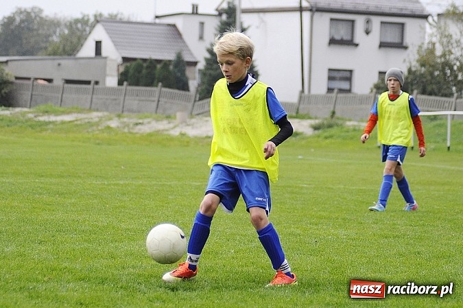 Zdjęcie w galerii na portalu naszraciborz.pl: Pewna wygrana trampkarzy Unii  wiadomości z regionu