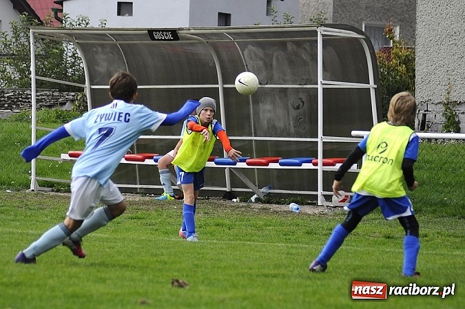 Zdjęcie w galerii na portalu naszraciborz.pl: Pewna wygrana trampkarzy Unii  wiadomości z regionu