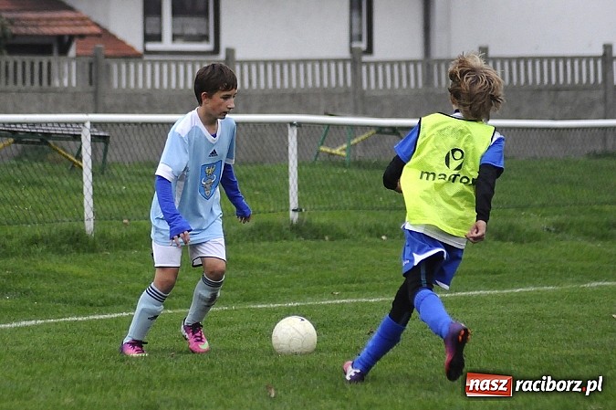 Zdjęcie w galerii na portalu naszraciborz.pl: Pewna wygrana trampkarzy Unii  wiadomości z regionu