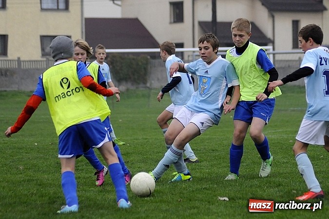Zdjęcie w galerii na portalu naszraciborz.pl: Pewna wygrana trampkarzy Unii  wiadomości z regionu