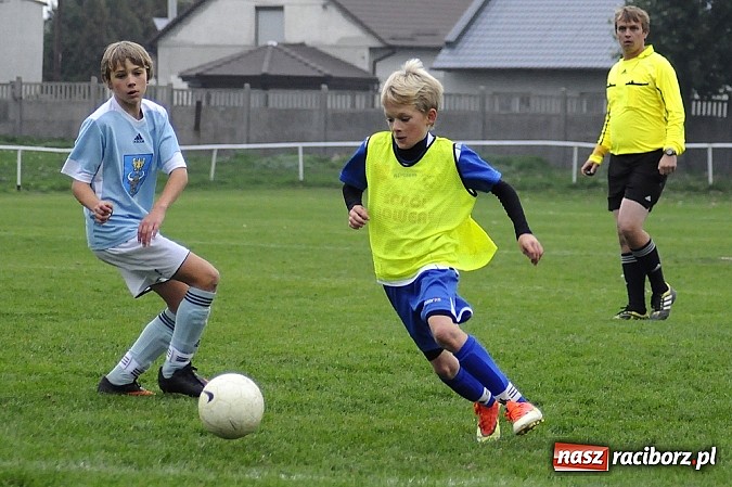 Zdjęcie w galerii na portalu naszraciborz.pl: Pewna wygrana trampkarzy Unii  wiadomości z regionu