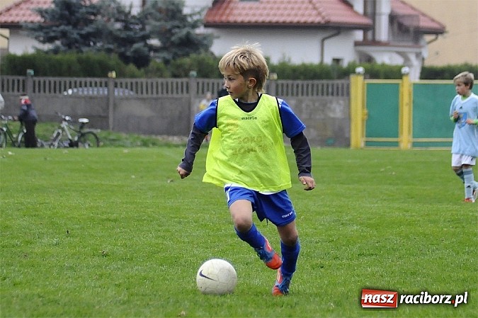 Zdjęcie w galerii na portalu naszraciborz.pl: Pewna wygrana trampkarzy Unii  wiadomości z regionu