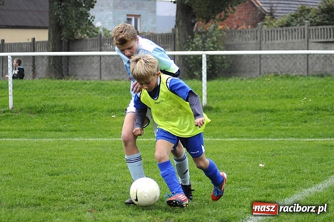 Zdjęcie w galerii na portalu naszraciborz.pl: Pewna wygrana trampkarzy Unii  wiadomości z regionu