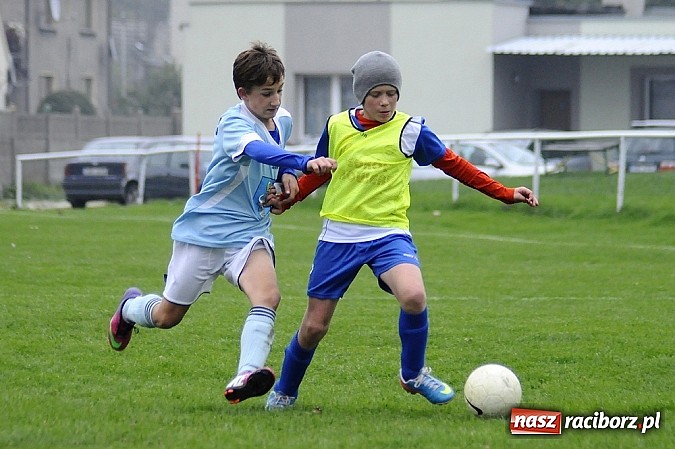 Zdjęcie w galerii na portalu naszraciborz.pl: Pewna wygrana trampkarzy Unii  wiadomości z regionu