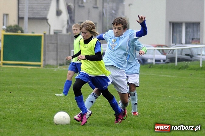 Zdjęcie w galerii na portalu naszraciborz.pl: Pewna wygrana trampkarzy Unii  wiadomości z regionu