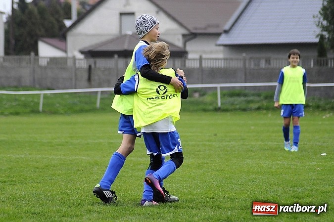 Zdjęcie w galerii na portalu naszraciborz.pl: Pewna wygrana trampkarzy Unii  wiadomości z regionu