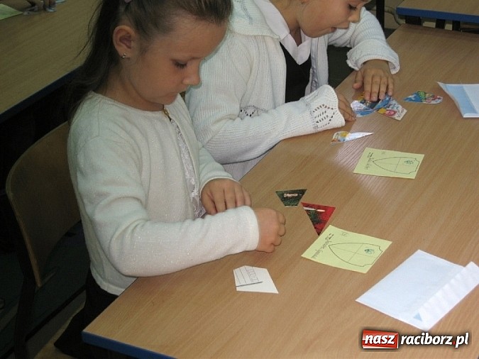 Zdjęcie w galerii na portalu naszraciborz.pl: Pasowanie na Pierwszaka w SP-18 wiadomości z regionu