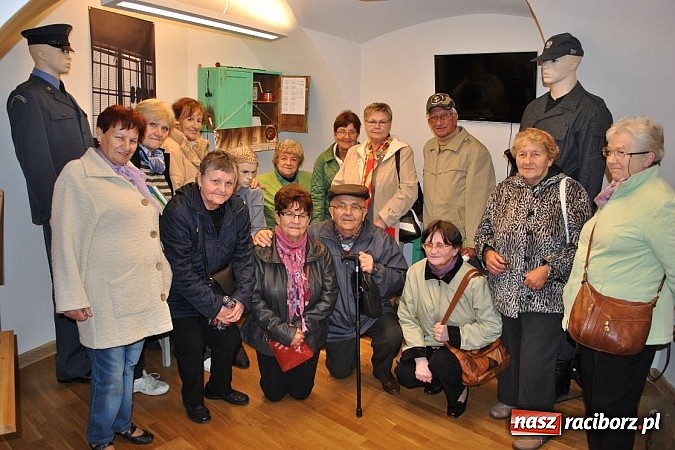 Zdjęcie w galerii na portalu naszraciborz.pl:  Członkowie grupy wsparcia Nadzieja zwiedzili zamek wiadomości z regionu