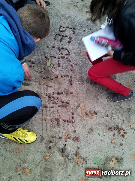 Zdjęcie w galerii na portalu naszraciborz.pl: Eko-wykłady, eko-moda i czołgi w centrum miasta. II LO na forum w Komsomolsku wiadomości z regionu