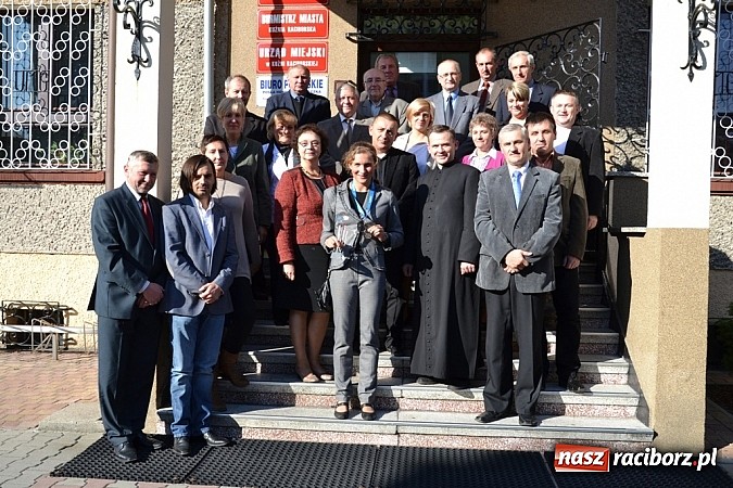 Zdjęcie w galerii na portalu naszraciborz.pl: Praca, talent i rodzina - Ewa Bugdoł wygrała Puchar Świata. Dziś odebrała gratulacje wiadomości z regionu