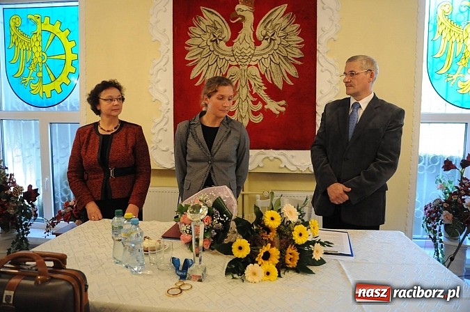 Zdjęcie w galerii na portalu naszraciborz.pl: Praca, talent i rodzina - Ewa Bugdoł wygrała Puchar Świata. Dziś odebrała gratulacje wiadomości z regionu