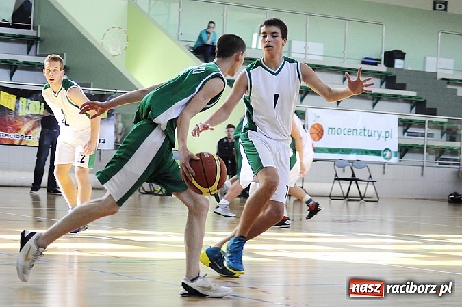 Zdjęcie w galerii na portalu naszraciborz.pl: III liga koszykówki: RKK poległo z Politechniką Śląską na inauguracji rozgrywek wiadomości z regionu