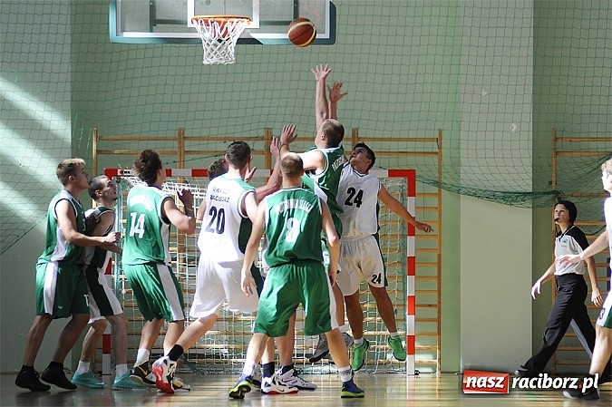 Zdjęcie w galerii na portalu naszraciborz.pl: III liga koszykówki: RKK poległo z Politechniką Śląską na inauguracji rozgrywek wiadomości z regionu