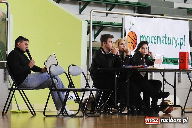 Zdjęcie w galerii na portalu naszraciborz.pl: III liga koszykówki: RKK poległo z Politechniką Śląską na inauguracji rozgrywek wiadomości z regionu