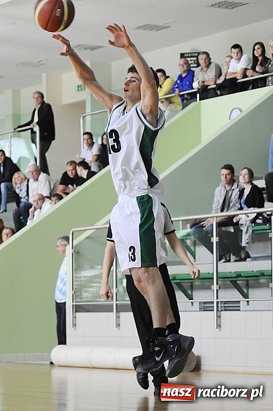 Zdjęcie w galerii na portalu naszraciborz.pl: III liga koszykówki: RKK poległo z Politechniką Śląską na inauguracji rozgrywek wiadomości z regionu