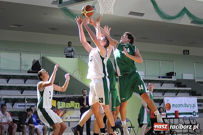 Zdjęcie w galerii na portalu naszraciborz.pl: III liga koszykówki: RKK poległo z Politechniką Śląską na inauguracji rozgrywek wiadomości z regionu