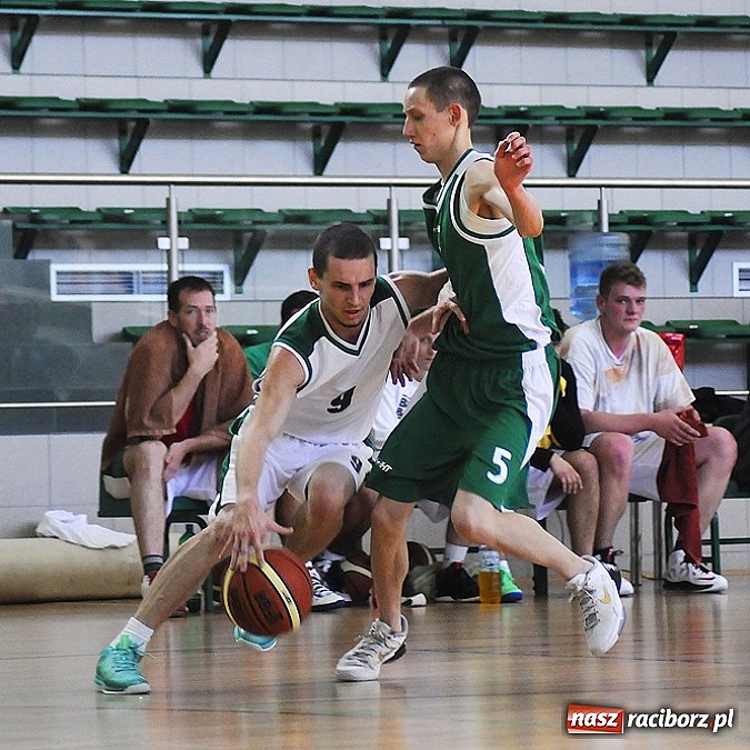 Zdjęcie w galerii na portalu naszraciborz.pl: III liga koszykówki: RKK poległo z Politechniką Śląską na inauguracji rozgrywek wiadomości z regionu