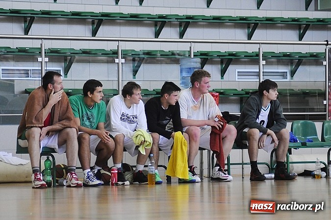 Zdjęcie w galerii na portalu naszraciborz.pl: III liga koszykówki: RKK poległo z Politechniką Śląską na inauguracji rozgrywek wiadomości z regionu