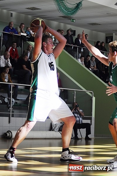 Zdjęcie w galerii na portalu naszraciborz.pl: III liga koszykówki: RKK poległo z Politechniką Śląską na inauguracji rozgrywek wiadomości z regionu