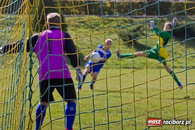 Zdjęcie w galerii na portalu naszraciborz.pl: Juniorzy Nędzy lepsi w starciu z Ocicami wiadomości z regionu