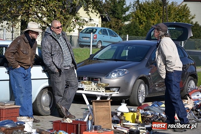 Zdjęcie w galerii na portalu naszraciborz.pl: W Zabełkowie miłośnicy oldtimerów zakończyli sezon wiadomości z regionu
