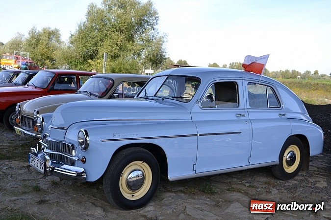 Zdjęcie w galerii na portalu naszraciborz.pl: W Zabełkowie miłośnicy oldtimerów zakończyli sezon wiadomości z regionu