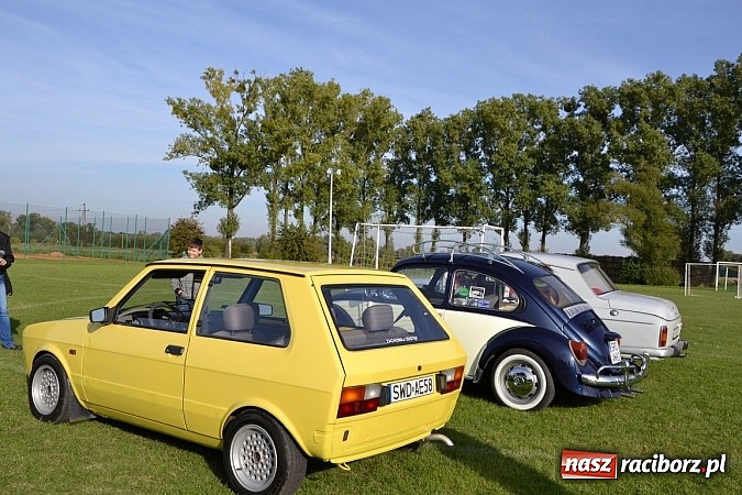 Zdjęcie w galerii na portalu naszraciborz.pl: W Zabełkowie miłośnicy oldtimerów zakończyli sezon wiadomości z regionu