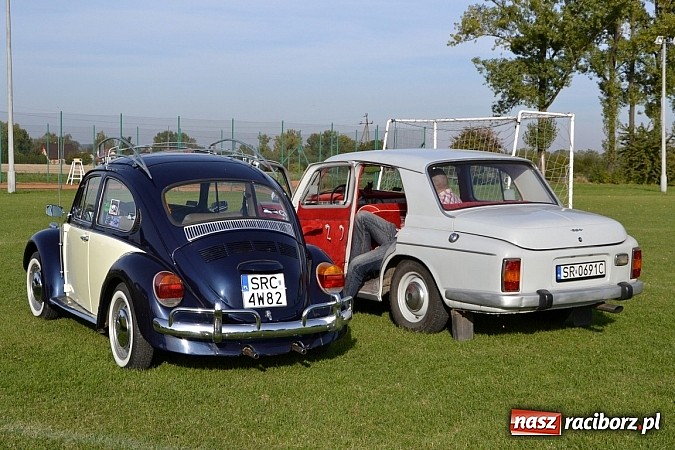 Zdjęcie w galerii na portalu naszraciborz.pl: W Zabełkowie miłośnicy oldtimerów zakończyli sezon wiadomości z regionu