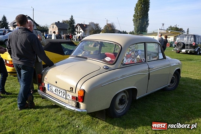 Zdjęcie w galerii na portalu naszraciborz.pl: W Zabełkowie miłośnicy oldtimerów zakończyli sezon wiadomości z regionu