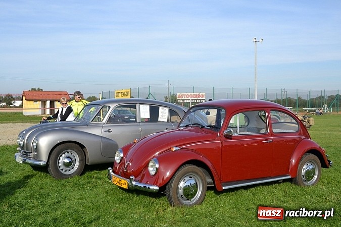 Zdjęcie w galerii na portalu naszraciborz.pl: W Zabełkowie miłośnicy oldtimerów zakończyli sezon wiadomości z regionu