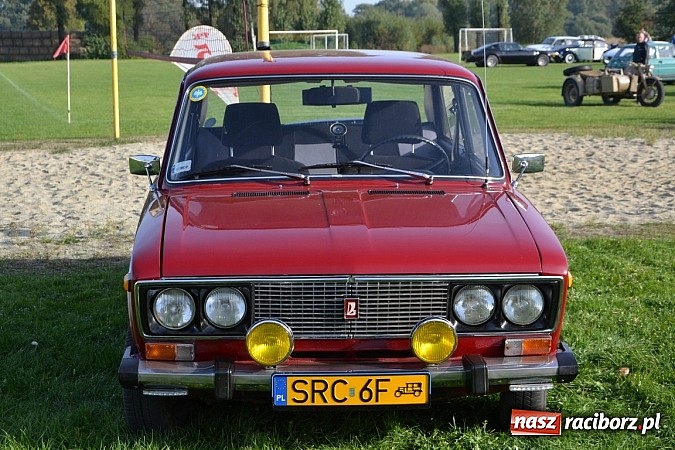 Zdjęcie w galerii na portalu naszraciborz.pl: W Zabełkowie miłośnicy oldtimerów zakończyli sezon wiadomości z regionu