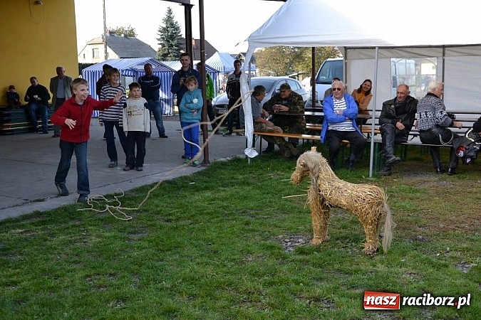 Zdjęcie w galerii na portalu naszraciborz.pl: W Zabełkowie miłośnicy oldtimerów zakończyli sezon wiadomości z regionu