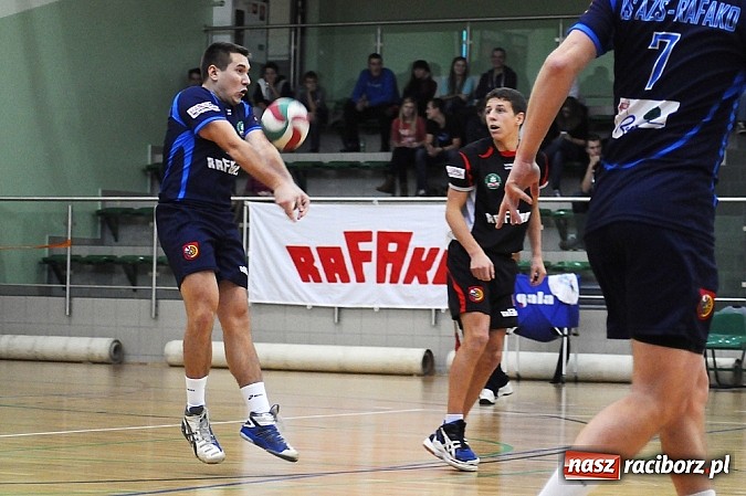 Zdjęcie w galerii na portalu naszraciborz.pl: AZS Rafako przegrał po tie-breaku wiadomości z regionu