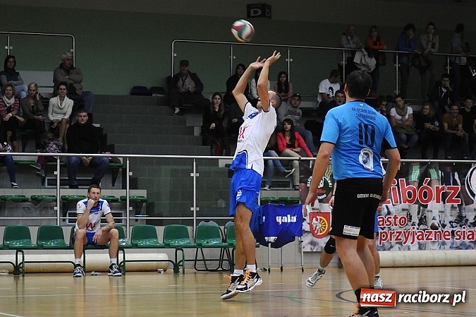 Zdjęcie w galerii na portalu naszraciborz.pl: AZS Rafako przegrał po tie-breaku wiadomości z regionu