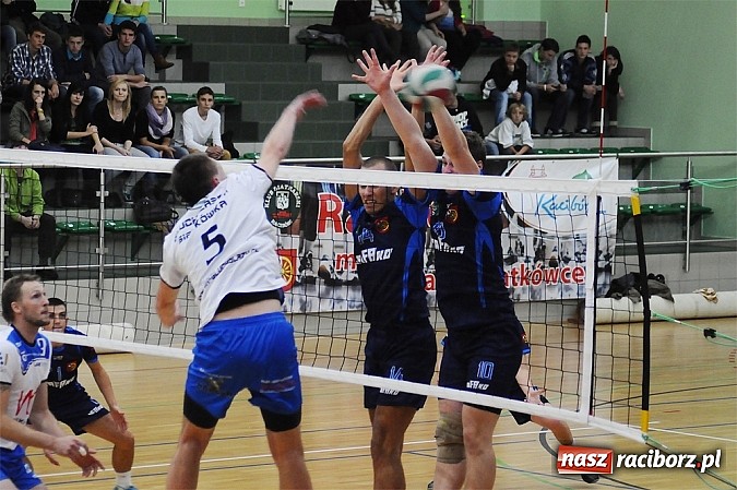 Zdjęcie w galerii na portalu naszraciborz.pl: AZS Rafako przegrał po tie-breaku wiadomości z regionu