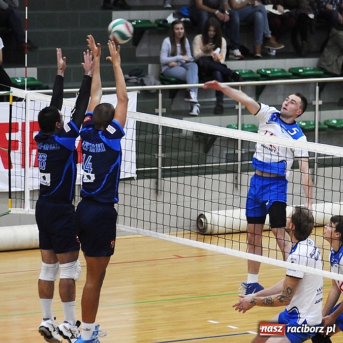 Zdjęcie w galerii na portalu naszraciborz.pl: AZS Rafako przegrał po tie-breaku wiadomości z regionu