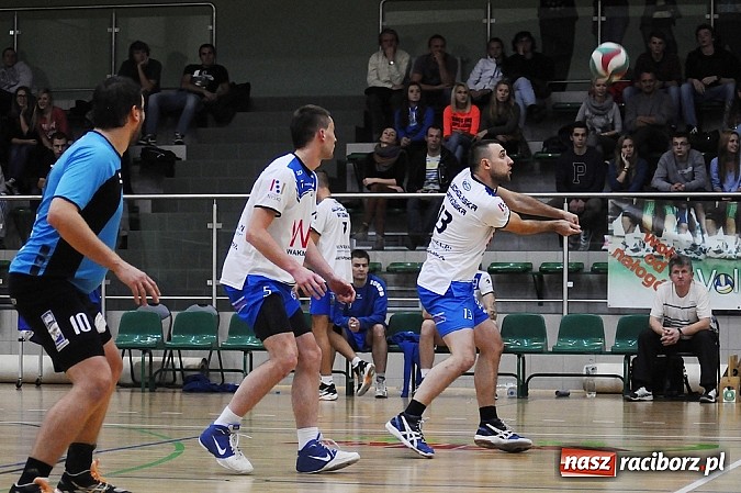 Zdjęcie w galerii na portalu naszraciborz.pl: AZS Rafako przegrał po tie-breaku wiadomości z regionu